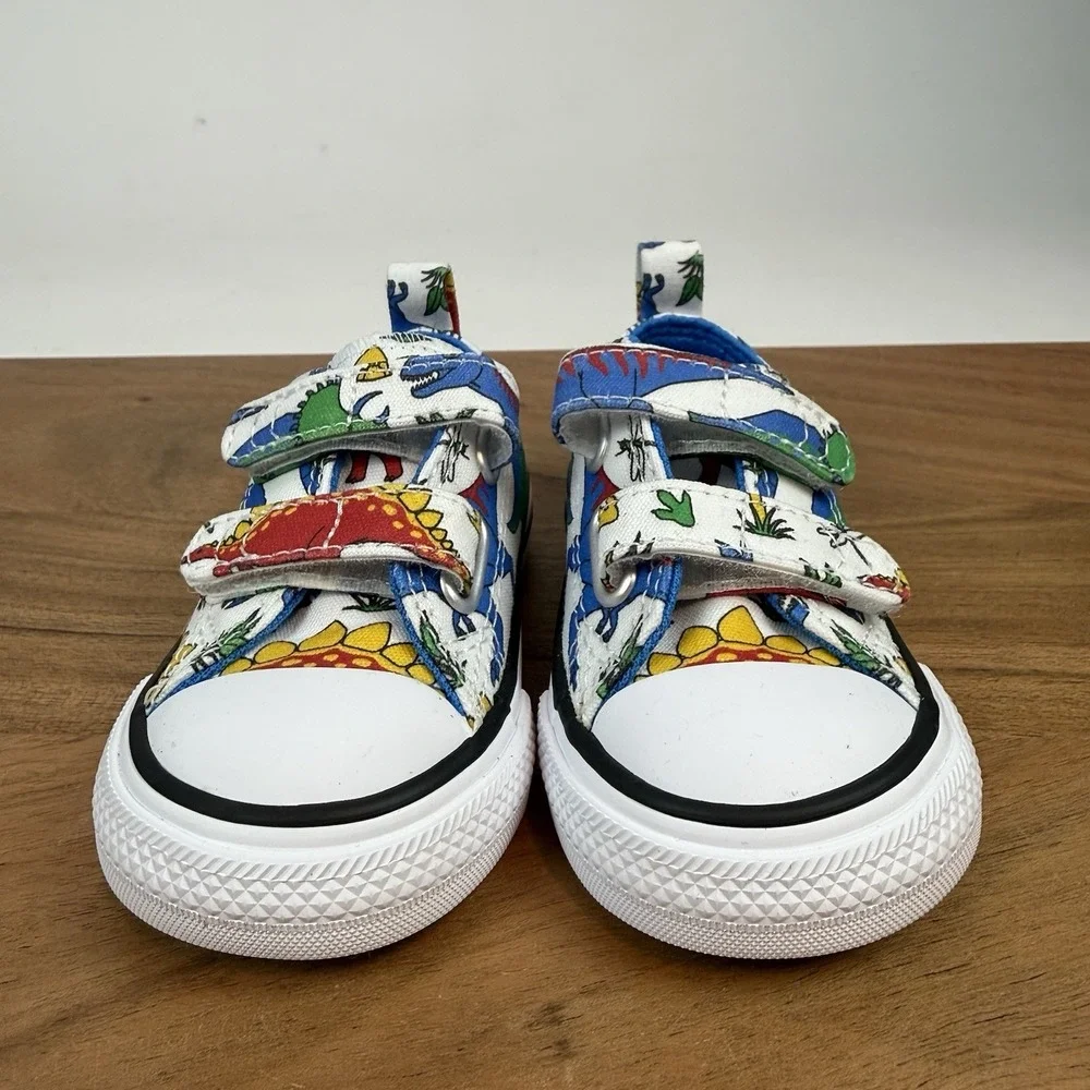 New Little Kids Converse Chuck Taylor All Star Dino Party Sneakers Size 4‎ C